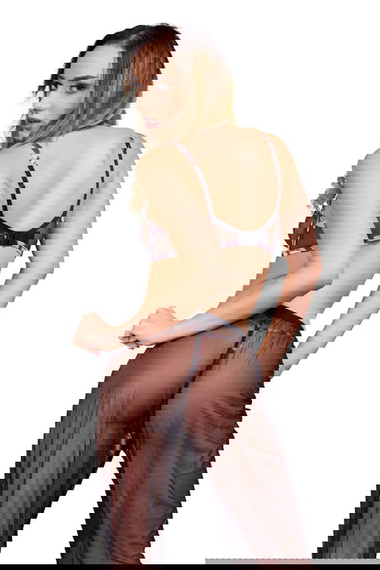 Alice Zaffyre - VR Porn Model