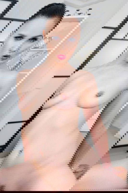 Ally Style - VR Porn Model