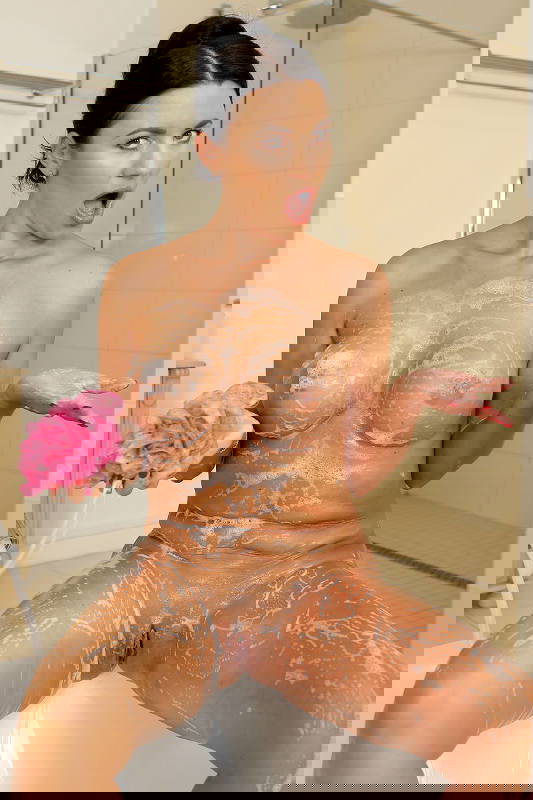 Ania Kinski - VR Porn Model