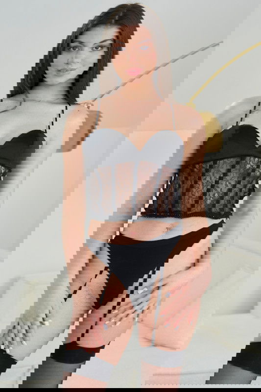 Anna Bella - VR Porn Model