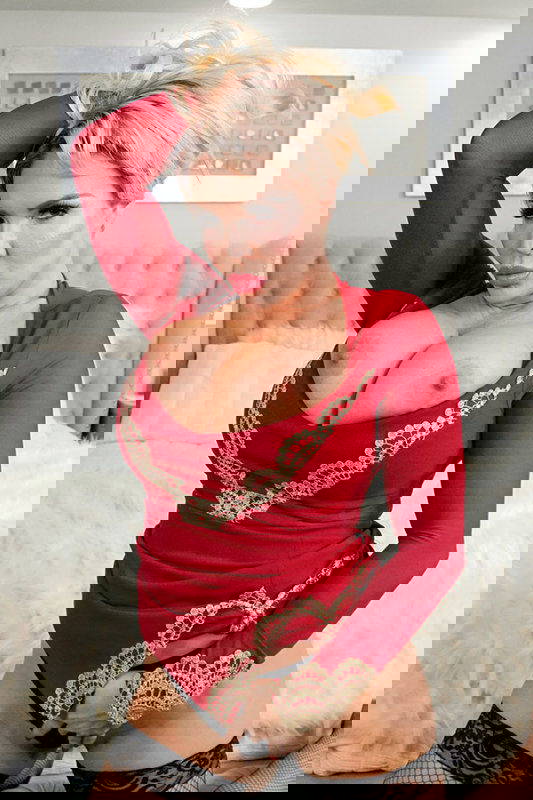 Anna Nicole West - VR Porn Model