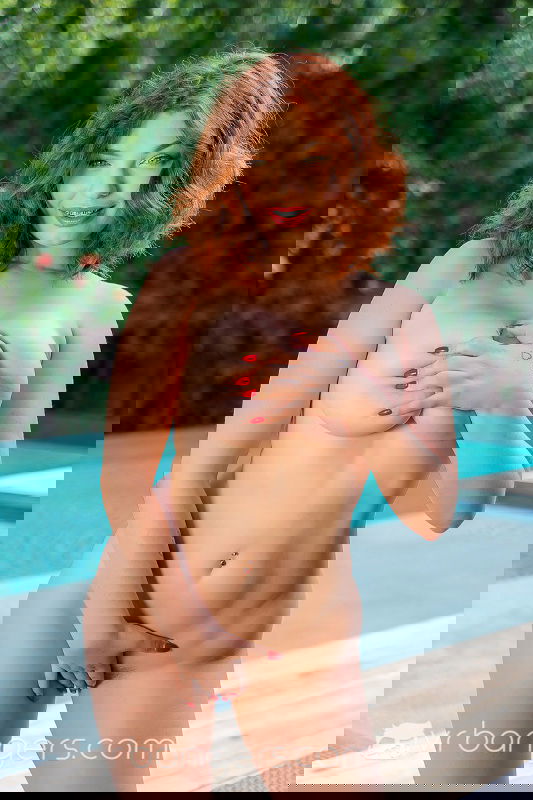 Annabel Redd - VR Porn Model