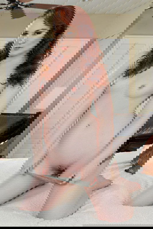 Annabelle Lee - VR Porn Model