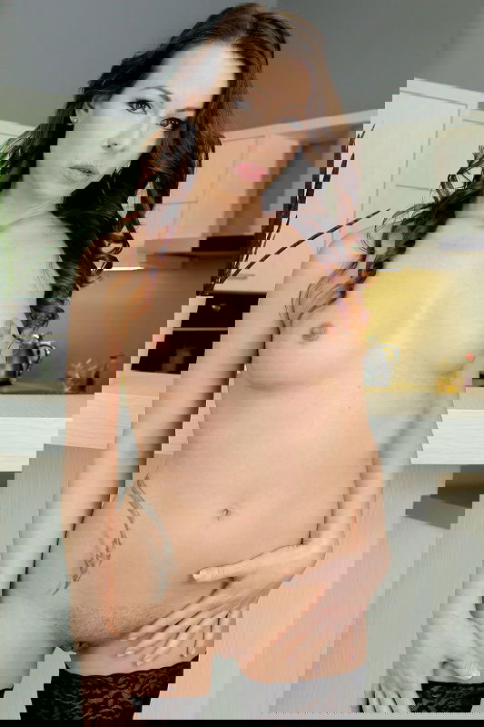 Caroline Ardolino - VR Porn Model