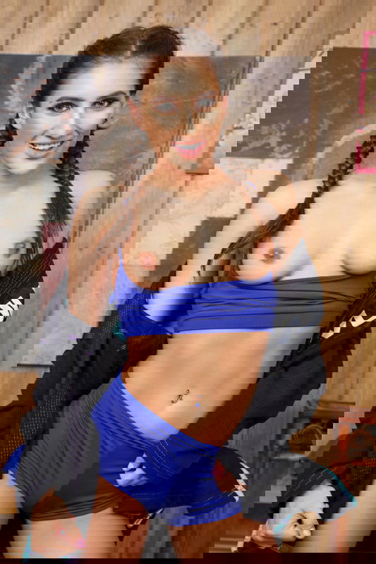 Davina Davis - VR Porn Model