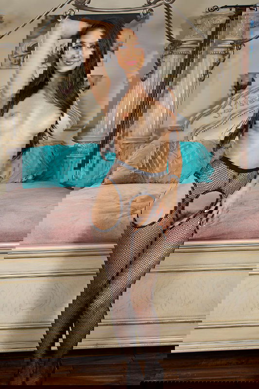 Eliza Ibarra - VR Porn Model