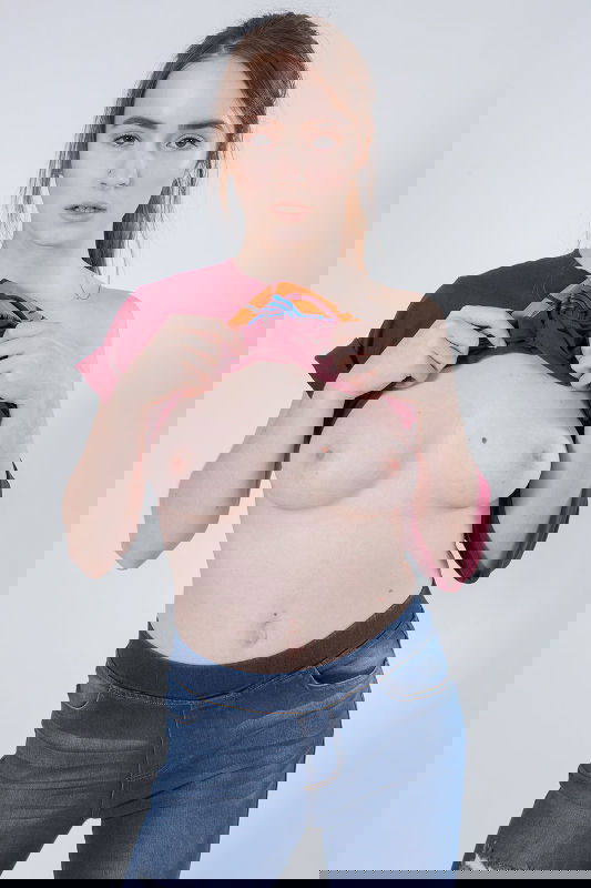 Hazel Moore - VR Porn Model