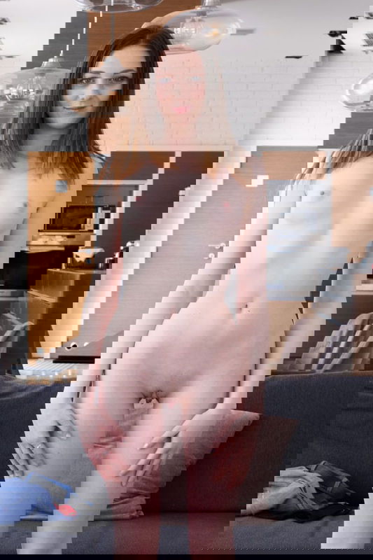 Isabela De Laa - VR Porn Model