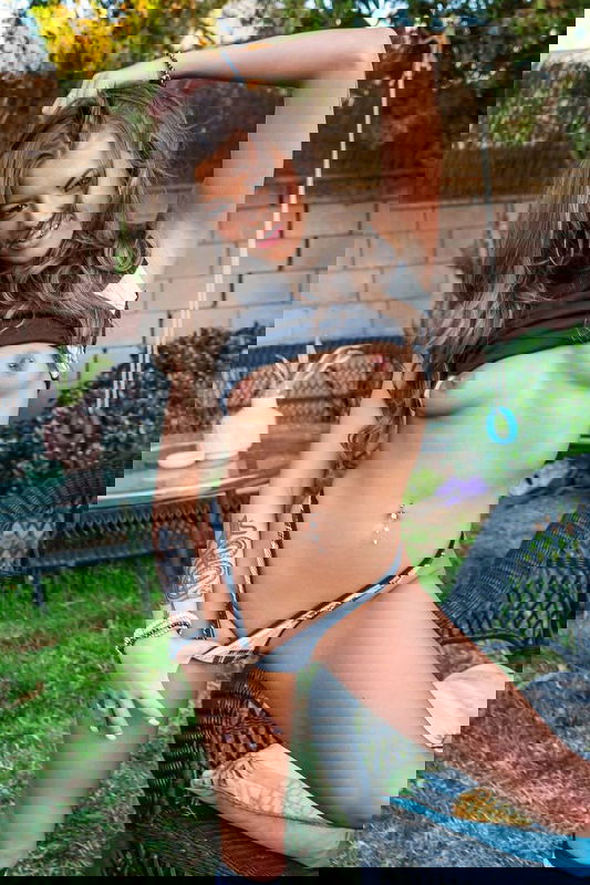 Jade Reign - VR Porn Model