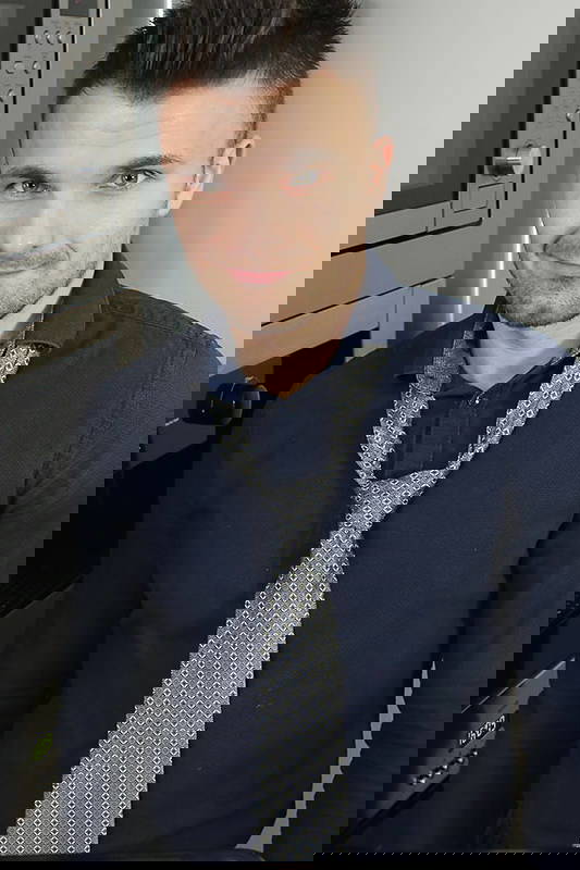 Jayden Cox - VR Porn Model