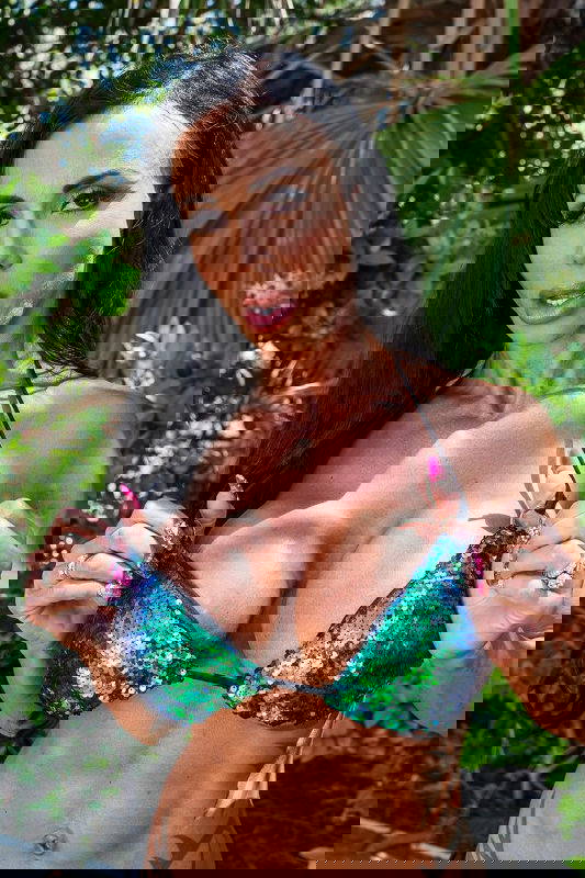 Jewels Jade - VR Porn Model