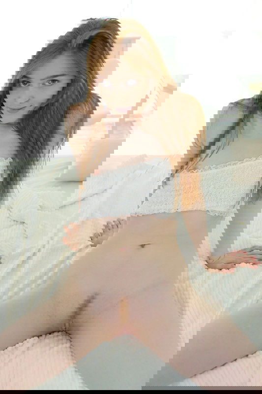 Jia Lissa - VR Porn Model