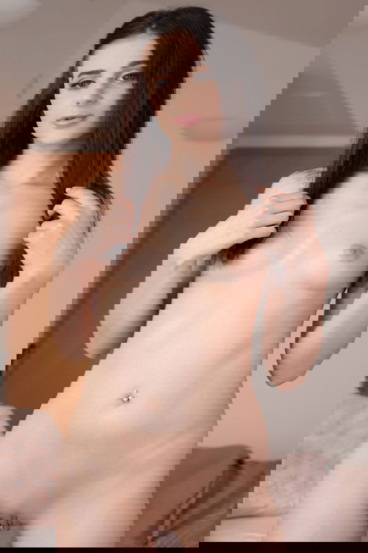 Kate Rich - VR Porn Model