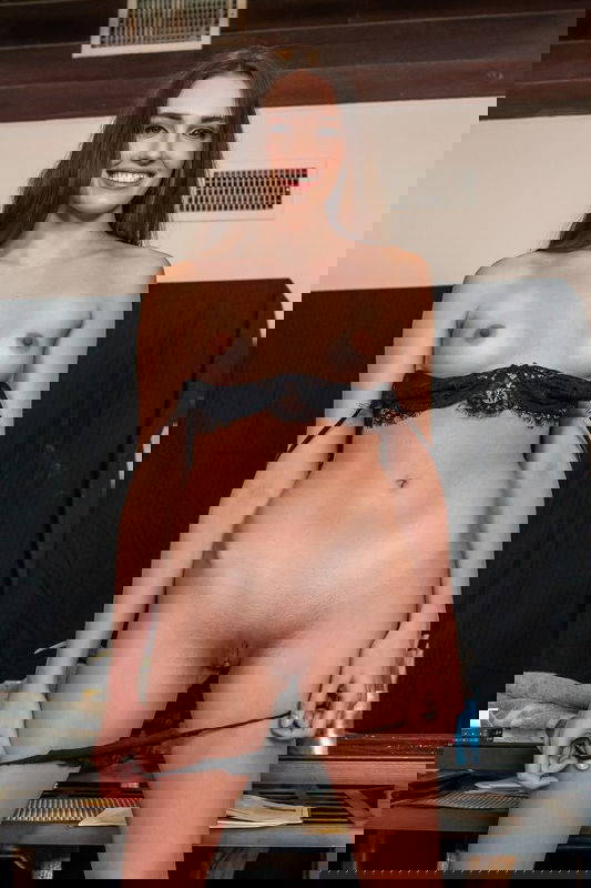 Kendall Karter - VR Porn Model