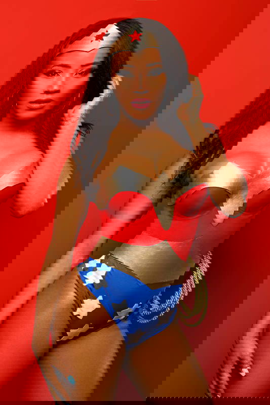 Kiki Minaj - VR Porn Model