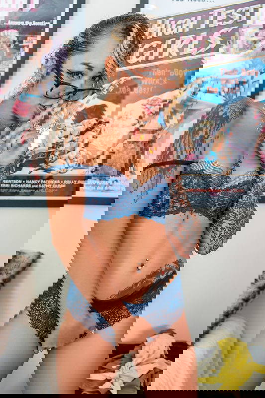 Kimberly Chi - VR Porn Model