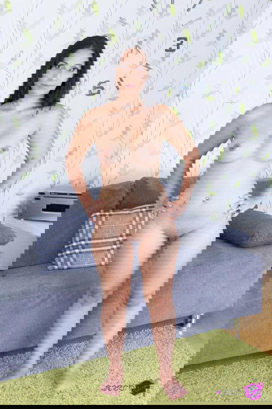 Lara Star - VR Porn Model