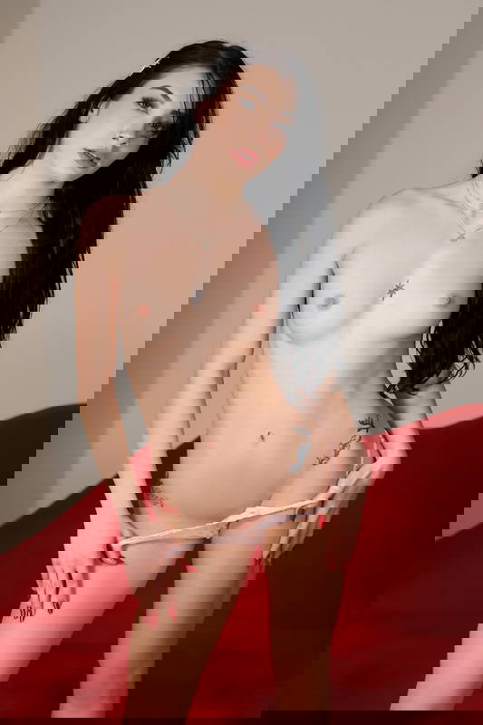 Maddie Perez - VR Porn Model