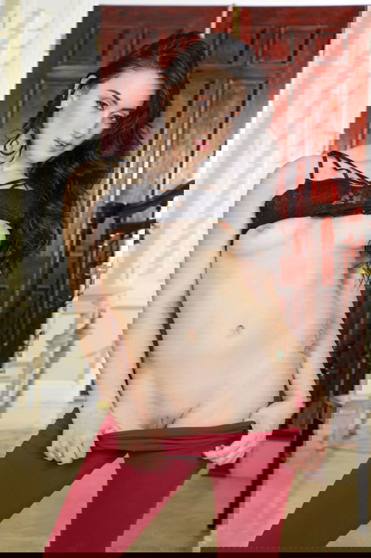 Mandy Muse - VR Porn Model