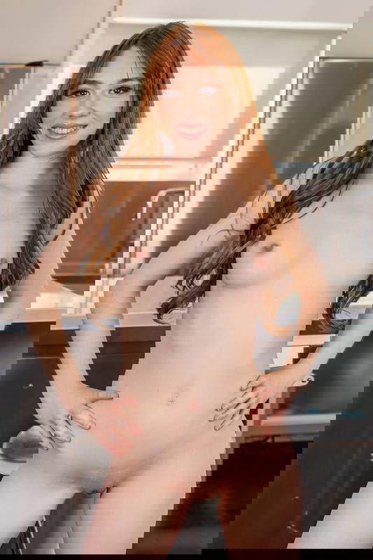 Michelle Anthony - VR Porn Model