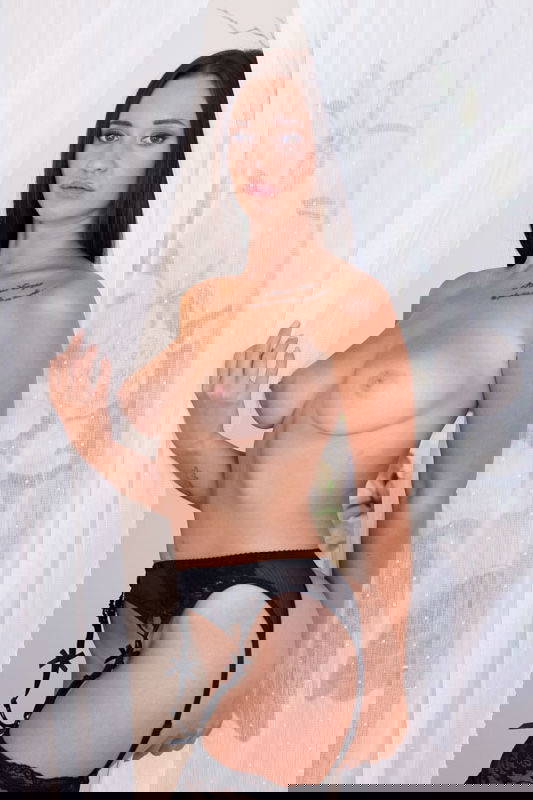 Mina Moreno - VR Porn Model