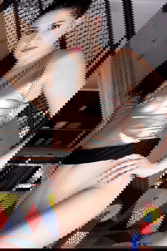 Miranda Miller - VR Porn Model