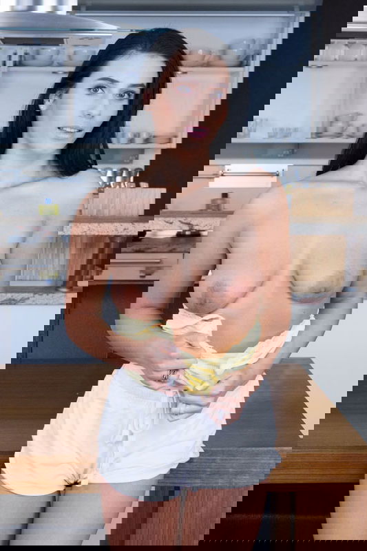 Nelly Kent - VR Porn Model