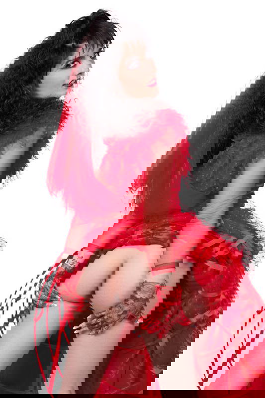 Nikki Slick - VR Porn Model