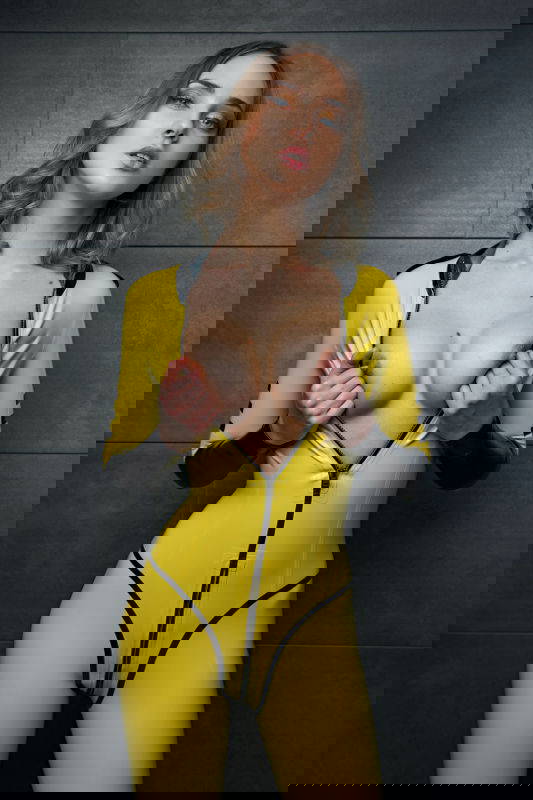 Oxana Chic - VR Porn Model