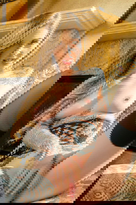 Penny Archer - VR Porn Model