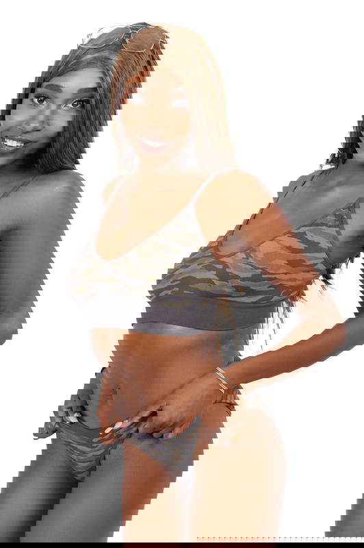 Poppy Cox - VR Porn Model