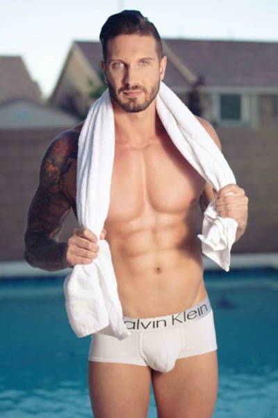 Quinton James - VR Porn Model