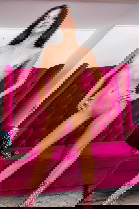 Rose Winters - VR Porn Model