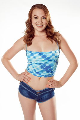 Samantha Reigns - VR Porn Model