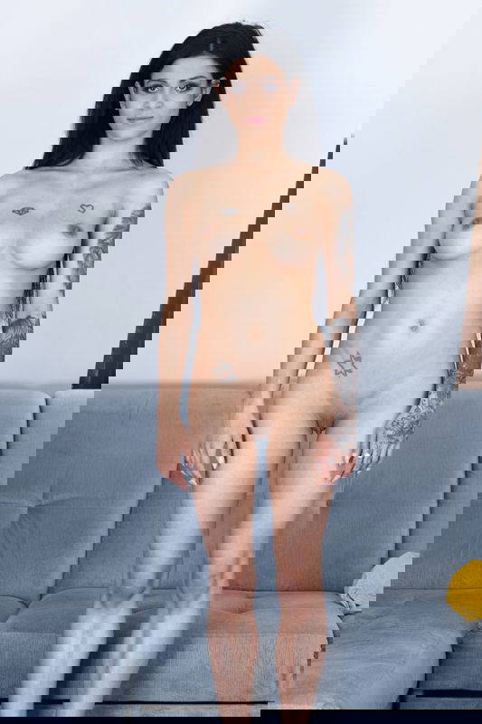 Sandra Soul - VR Porn Model