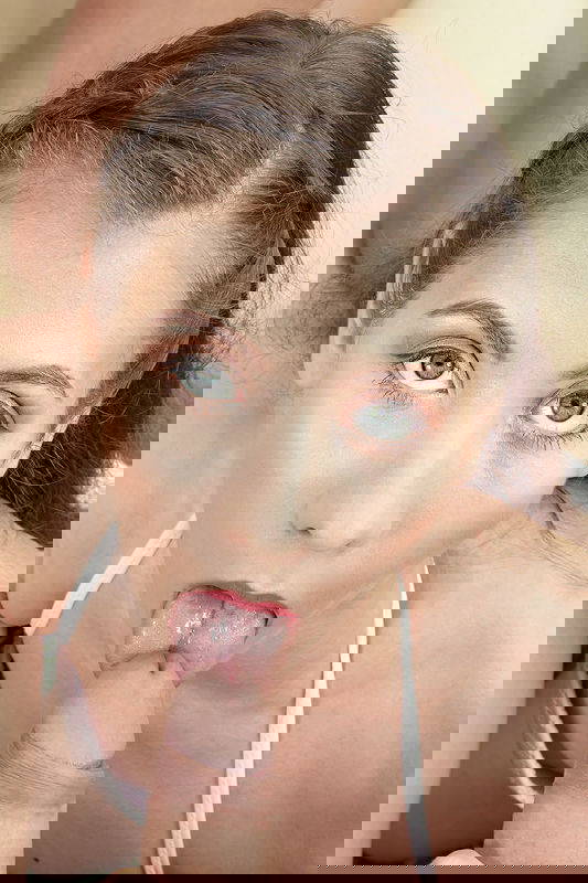 Stefanie Moon - VR Porn Model