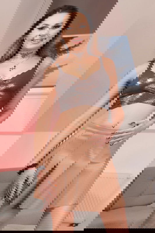 Vanessa Leone - VR Porn Model