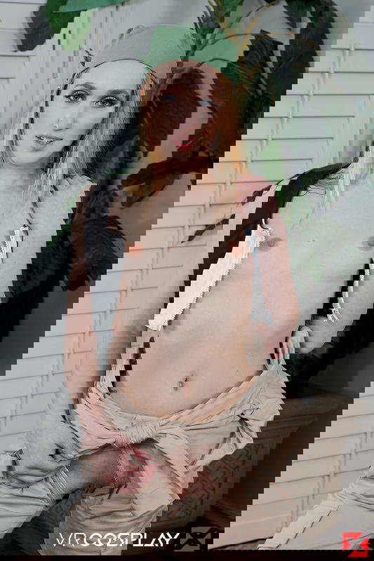 Victoria Gracen - VR Porn Model