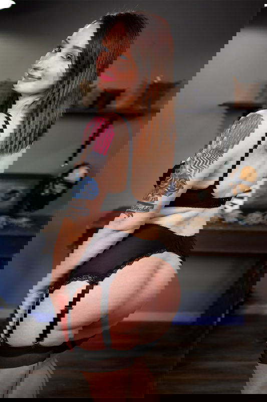 Violet Monroe - VR Porn Model