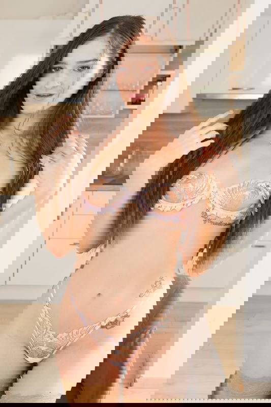 Violet Viper - VR Porn Model