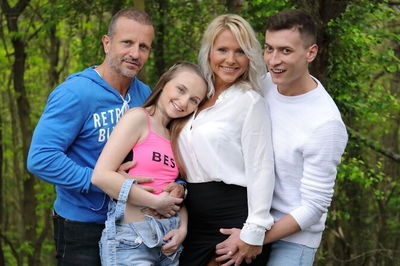 My Big Fucked Up Family Again - VR Porn Video - Kathy Anderson, Lady Bug