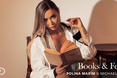 Books & Feet - VR Porn Video - Venera Maxima, Michael Fly