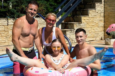 Hot Family Summer - VR Porn Video - Kathy Anderson, Lady Bug