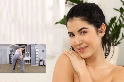 Wet Denim Jeans - VR Porn Video - Lady Dee